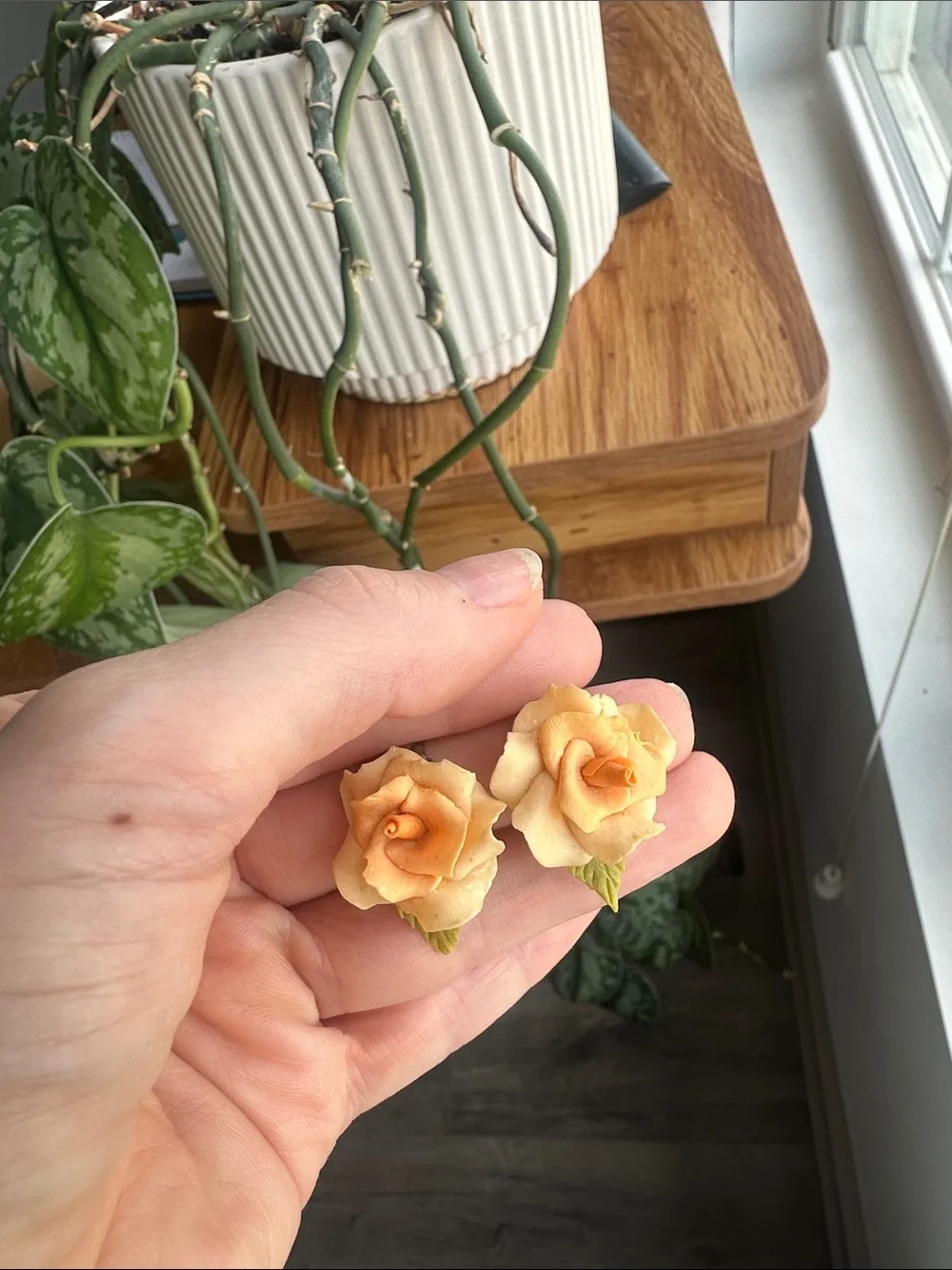 Vintage Peach Rose Flower Clip on Earrings